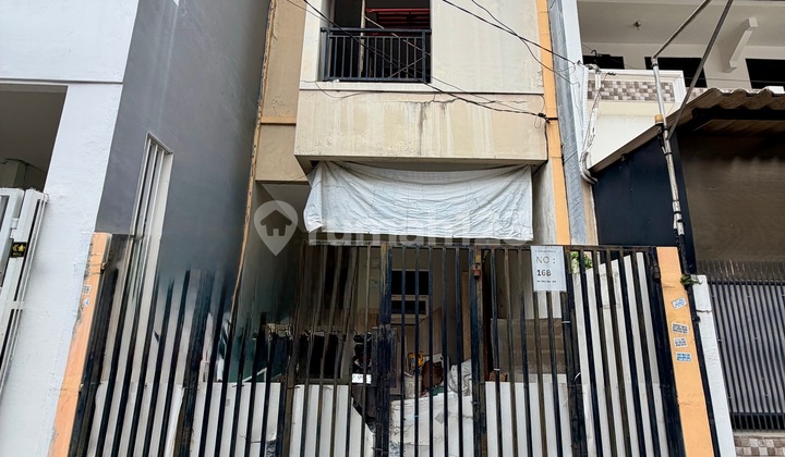 Rumah 4X15 Siap Huni Strategis Tanjung Duren Raya Jakarta Barat