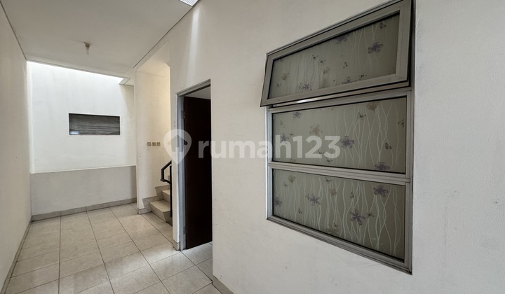 2.5-Story Strategic House, 2-Car Row, Duri Kepa, West Jakarta 2