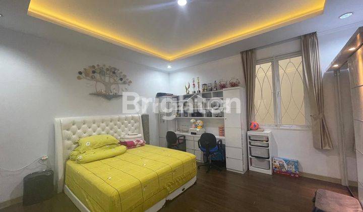 RUMAH MEWAH 4 LANTAI SEMI FURNISH KAVLING POLRI JELAMBAR, JAKARTA BARAT 2