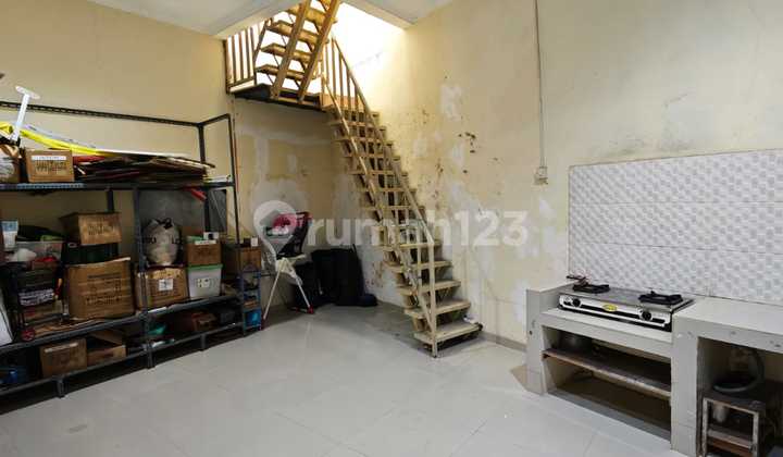 Jarang Ada! Rumah 2Lt Uk 6X17 Strategis Srengseng Jakarta Barat 2