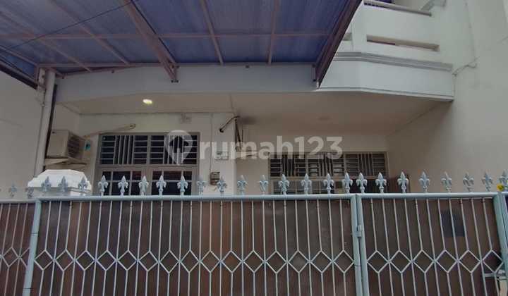 2-Story House in Flood-Free Complex, Tanjung Duren, West Jakarta 2