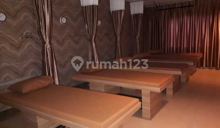 Ruko Posisi Prime Pinggir Jalan Taman Ratu Raya Jakarta Barat