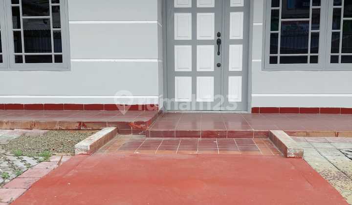 Rumah Hoek 2lt Row Jalan 2 Mobil Taman Ratu Jakarta Barat 2