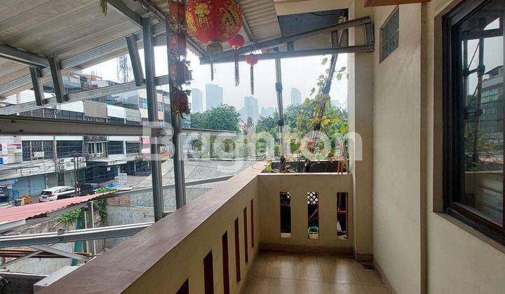 RUMAH TOKO DEKAT TANJUNG DUREN, JAKARTA BARAT LT 404M² BEBAS BANJIR 2