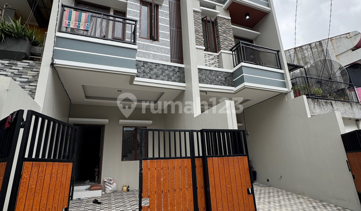 Rumah Baru Minimalis Cantik Cluster Favorite Gelong Tomang Jakarta Barat 2