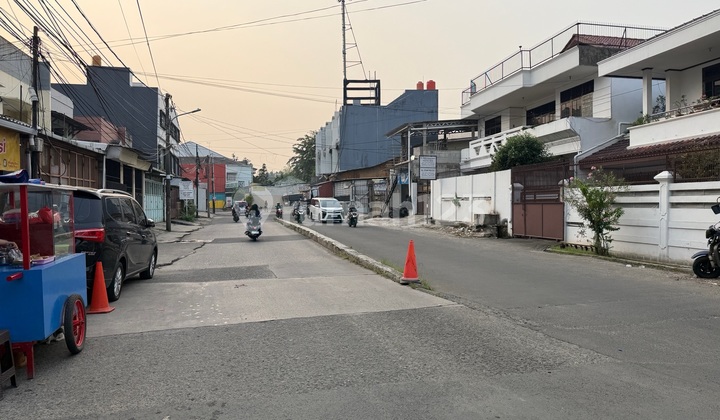 New Commercial Ruko 3.5 Floors Strategic Taman Ratu West Jakarta 2