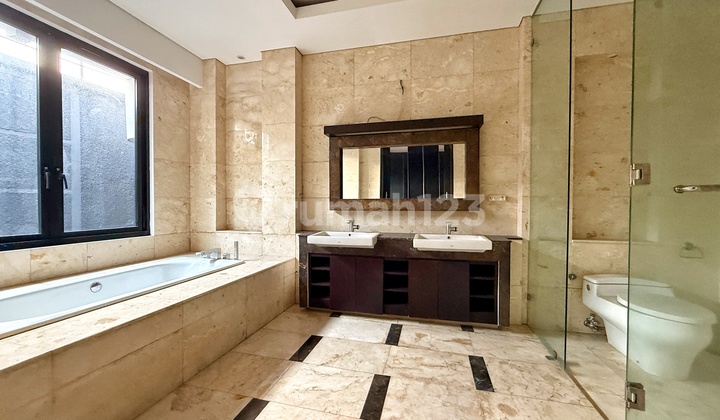 Luxurious Corner House with Basement and Swimming Pool in Kebayoran Lama, South Jakarta 4