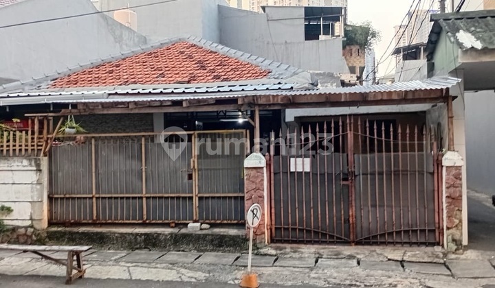 Rumah Hitung Tanah Row 2mobil Tanjung Duren Jakarta Barat Rumah Hitung Tanah Row 2mobil Tanjung Duren Jakarta Barat