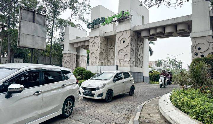 Rumah 2lt Semi Furnish Cluster Casa Jardin Jakarta Barat 1