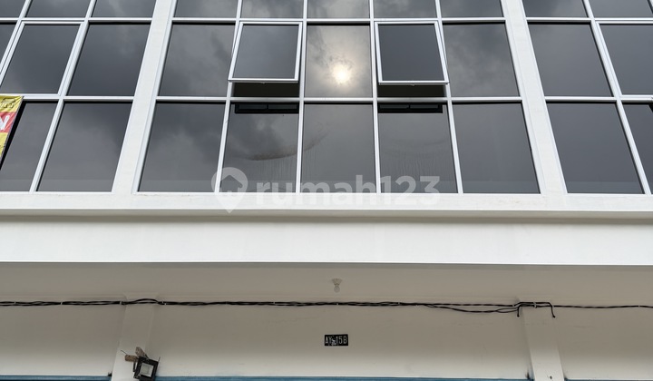 Ruko Baru 3.5Lt Strategis Pinggir Jalan Ramai Tanjung Duren Green Ville Jakarta Barat