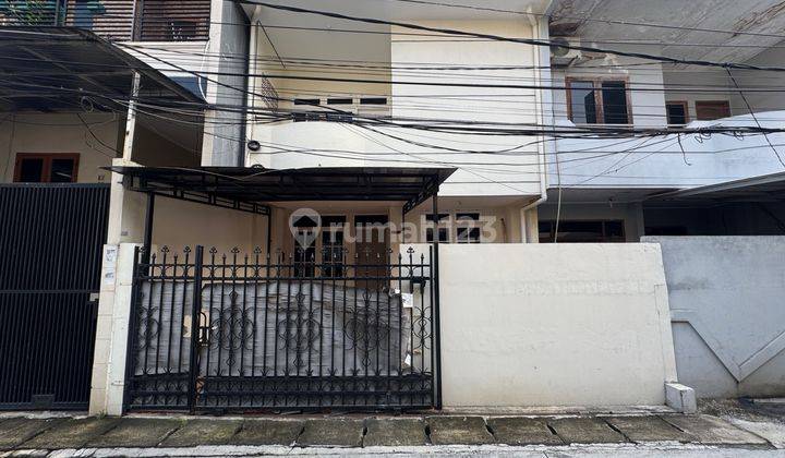 Rumah Bersih Siap Huni Taman Ratu Jakarta Barat 1