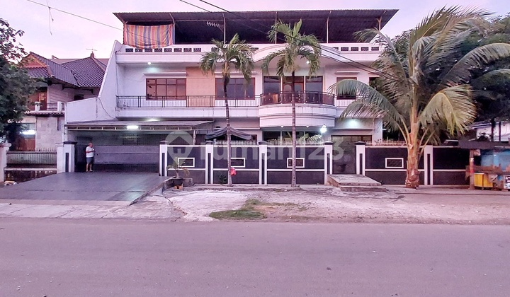 Rumah Hoek 600m2 Lebar Jalan Besar Duri Kepa Dekat Tanjung Duren Jakarta Barat Rumah Hoek 600m2 Lebar Jalan Besar Duri Kepa Dekat Tanjung Duren Jakarta Barat
