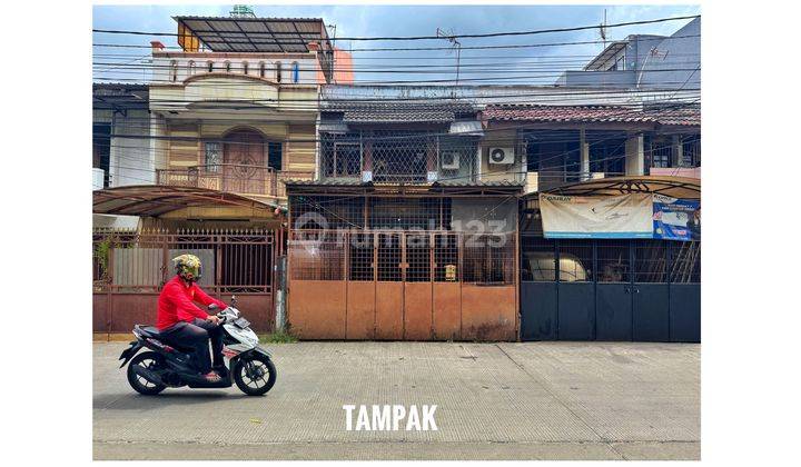 Rumah Bisa Usaha Pinggir Jalan Besar Taman Cosmos Dekat Taman Ratu Jakarta Barat 1