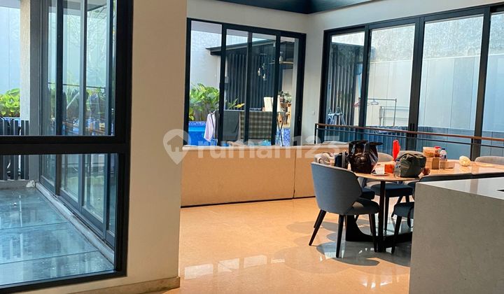 Rumah 545M2 View Kolam Renang Nava Park Bsd Tangerang