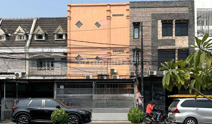 Ruko Lebar 6 Strategis Zonasi Komersil Taman Ratu Jakarta Barat 1