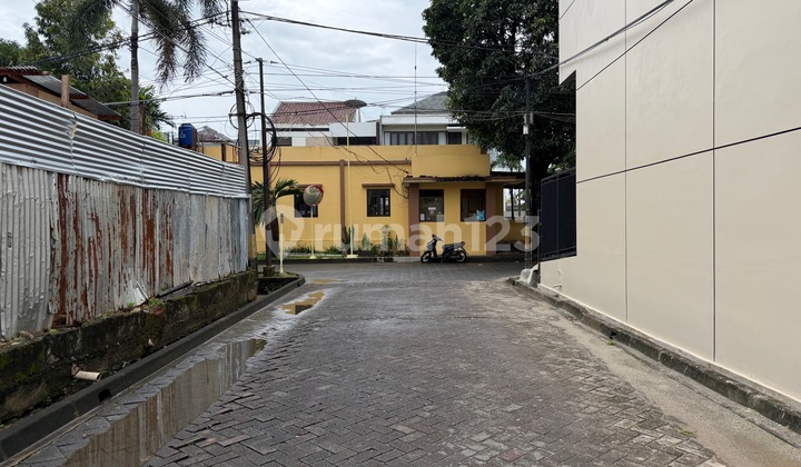 The Only New 3-Story House 1.39M in Duri Kepa Complex, West Jakarta 2