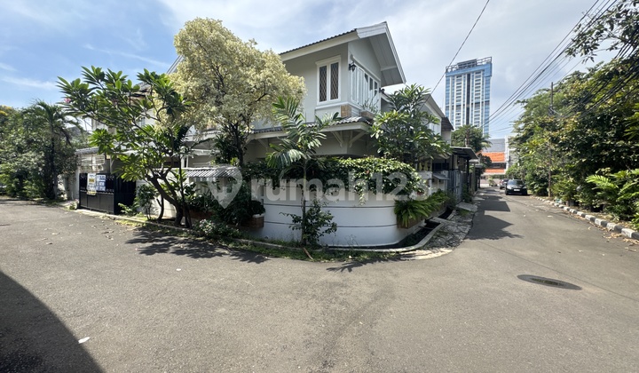 Rumah Hoek Cluster Sunrise Garden Dekat Taman Ratu Jakarta Barat 2