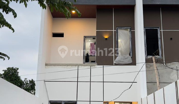 Rumah Baru 5x20 Lebar Jalan 3 Mobil Meruya Selatan Jakarta Barat