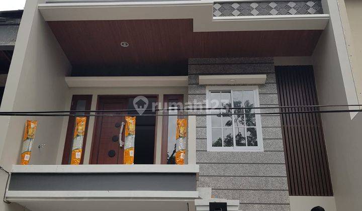 Rumah Baru 3 Lantai Strategis Perumahan Tomang Jakarta Barat 2