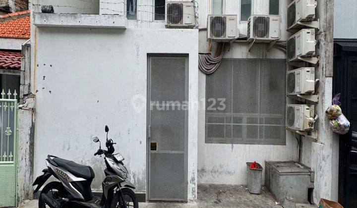 Rumah Kost 2lt Aktif Full Terisi Siap Take Over Tanjung Duren, Jakarta Barat 1