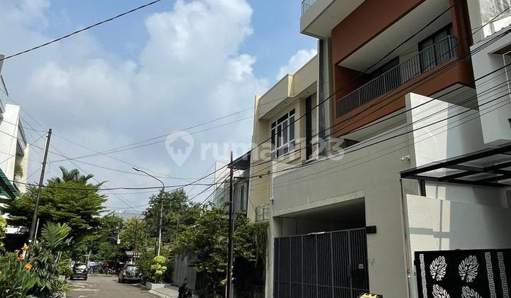 Rumah 4Lantai Like Brand New Strategis Pulo Mas Jakarta Timur