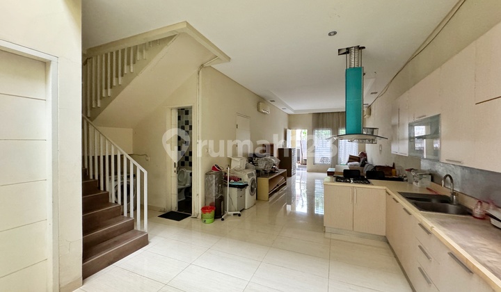 Rumah 2.5 Lantai Strategis Row 2 Mobil Duri Kepa Jakarta Barat 2