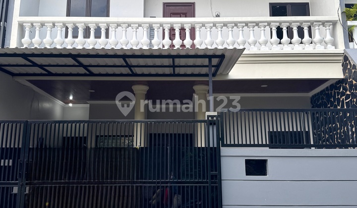 Rumah Baru Siap Pakai Lebar Jalan 12Mtr Komplek Kemanggisan Jakarta Barat