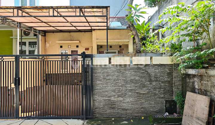 Jarang Ada! Rumah 2Lt Uk 6X17 Strategis Srengseng Jakarta Barat