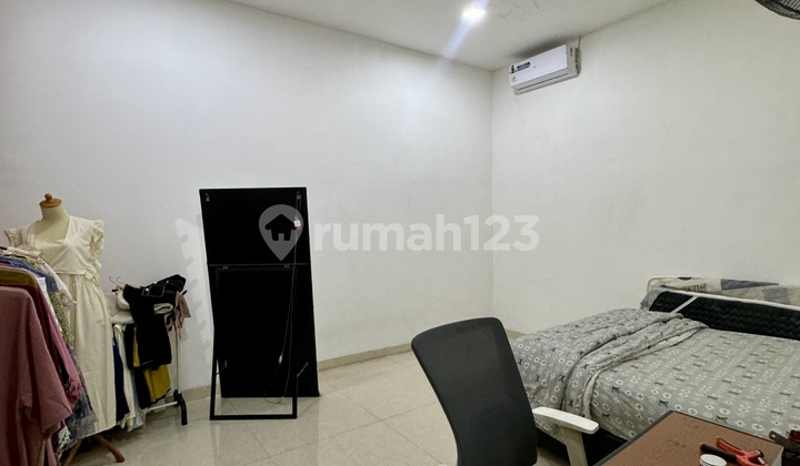 Rumah Modern 4Lt Luas 8X22 Komplek Bni Jelambar Jakarta Barat 2