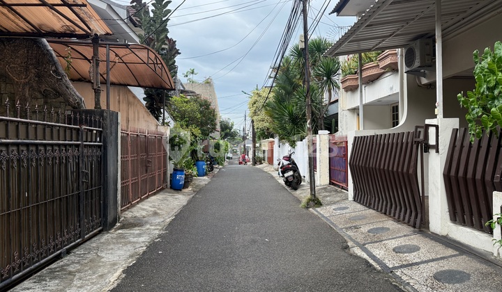 Rumah 3 Lt Bebas Banjir Nyaman dan Aman Tomang Jakarta Barat 2