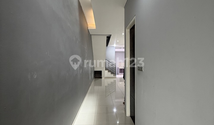 Rumah Modern 3Lt Carport 2Mobil Taman Ratu Jakarta Barat 2