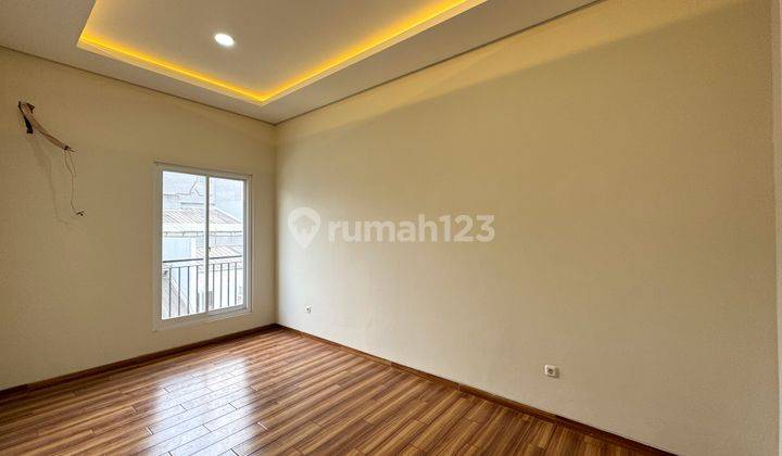 Rumah Baru 3.25 Lt Siap Huni Strategis Taman Ratu Jakarta Barat 1