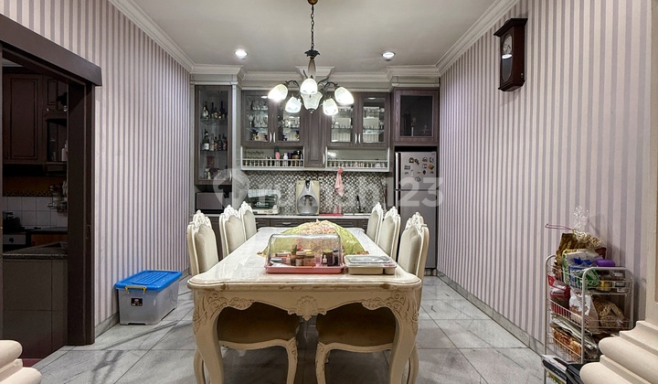 Rumah Terawat 2 Lantai Bebas Banjir Duri Kepa Jakarta Barat 2