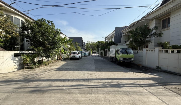 Rumah Hoek Potensi Hitung Tanah Green Ville Jakarta Barat 2