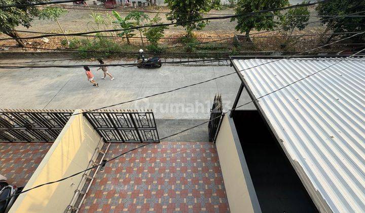 Rumah Baru View Bagus Depan Taman Jakarta Barat 1