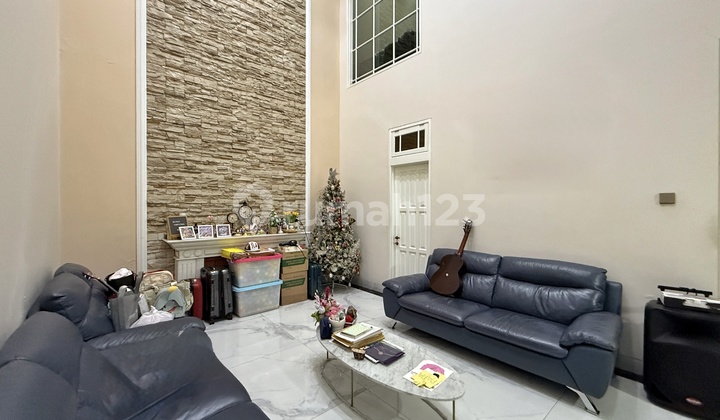 Rumah Luas Lebar Jalan Besar Tanjung Duren Jakarta Barat Rumah Luas Lebar Jalan Besar Tanjung Duren Jakarta Barat