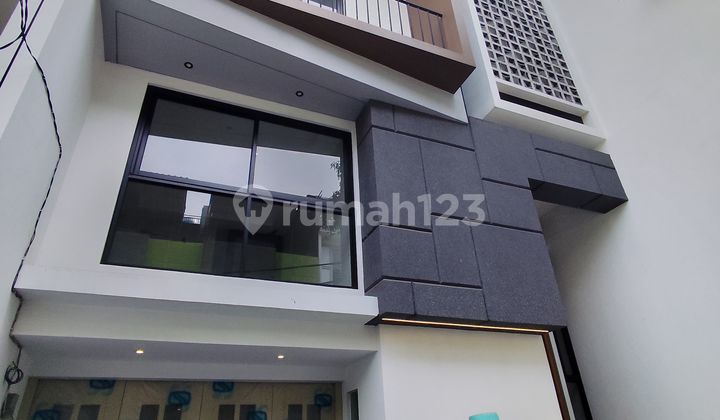 Rumah 7X15 Premium Kavling Polri Jelambar Jakarta Barat 2