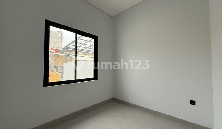Tinggal 2 Unit! Rumah Modern Premium Duri Kepa Dekat Tanjung Duren Jakarta Barat 2