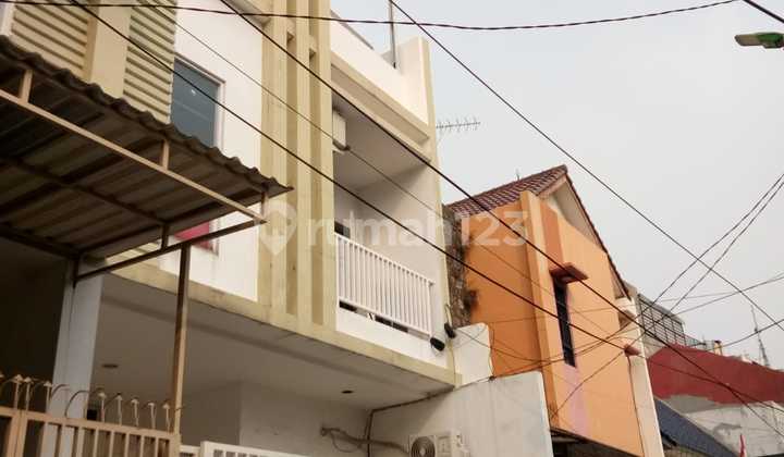 Ready-to-Occupy 3-Story House in Tanjung Duren, West Jakarta