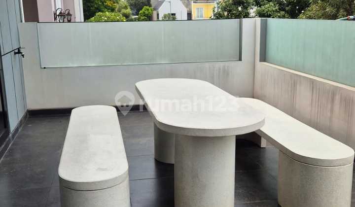Rumah Mewah Bangunan Baru Casa Goya Kemanggisan Jakarta Barat Rumah Mewah Bangunan Baru Casa Goya Kemanggisan Jakarta Barat