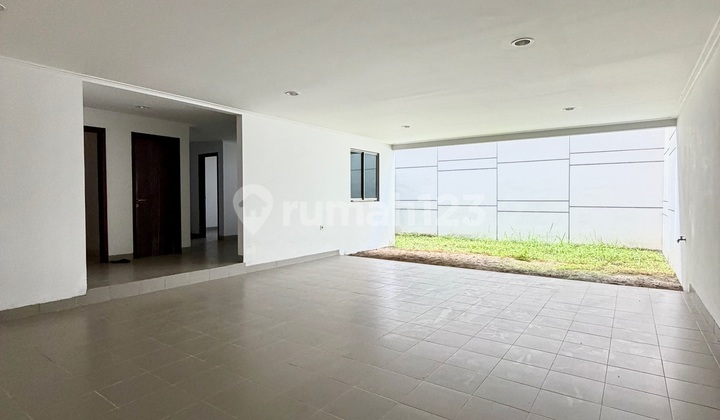 Brand New House Cluster Serenade Golf Island Pantai Indah Kapuk, North Jakarta 2