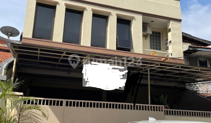 Ruko 4.5 Lantai Terawat Petojo Dekat Roxy Jakarta Pusat 1