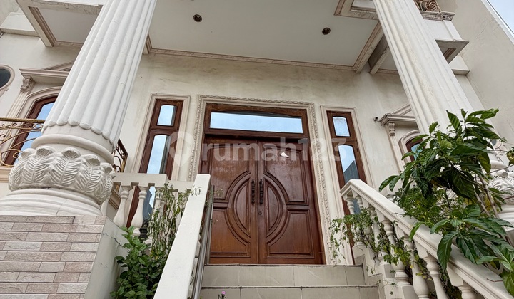 Rumah Besar dan Luas12x19 Desain European Duri Kepa Jakarta Barat Rumah Besar dan Luas12x19 Desain European Duri Kepa Jakarta Barat