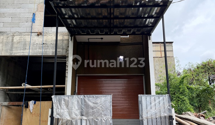 Ruko 2.5 Lantai Plong Taman Cosmos Jakarta Barat Ruko 2.5 Lantai Plong Taman Cosmos Jakarta Barat