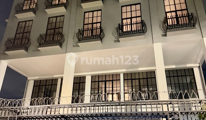 Premium Kos 45+1 Room Strategic Central Jakarta 2