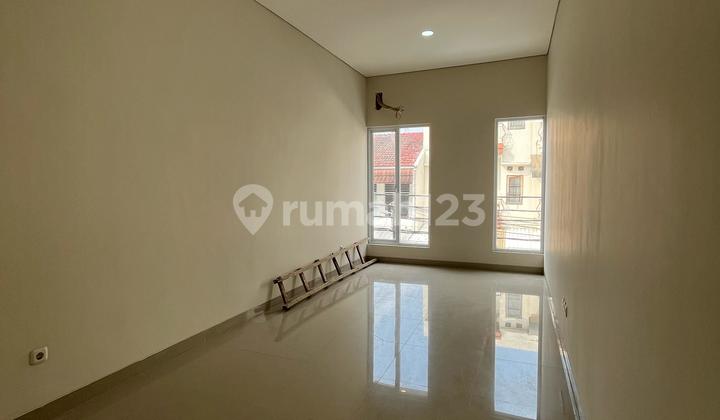 Rumah Baru 1.79 M Strategis Pinggir Jalan Raya Tomang Jakarta Baratjaka 2