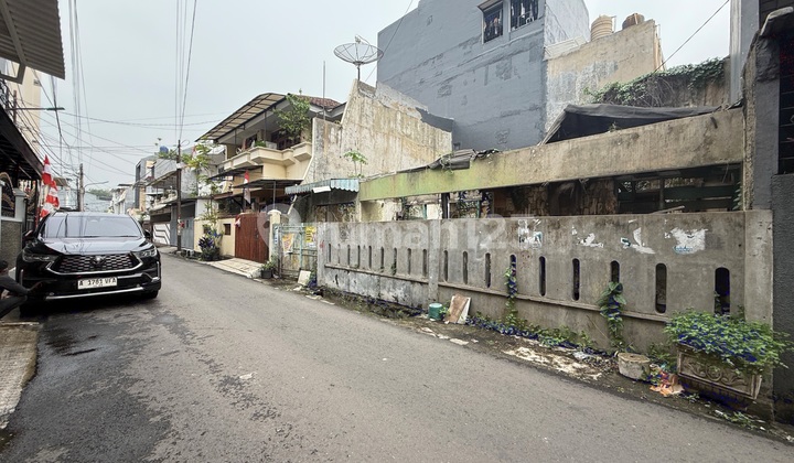 Rumah Tua Potensi Hitung Tanah Row 2 Mobil Tanjung Duren Jakarta Barat Rumah Tua Potensi Hitung Tanah Row 2 Mobil Tanjung Duren Jakarta Barat