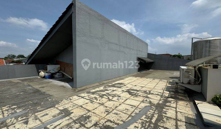 Rumah Terawat Siap Huni 2 Lantai Bebas Banjir Sunrise Garden, Jakarta Barat 2