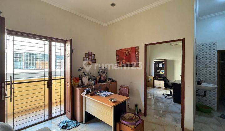 Rumah Usaha Luas Dipinggir Jalan Raya Ramai Lancar Duri Kepa Jakarta Barat 2