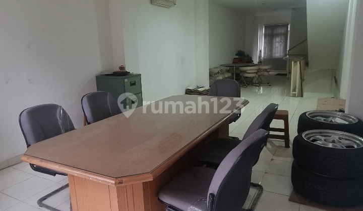 Shop House Good Location Next to Kopro Market Tanjung Duren West Jakarta 2